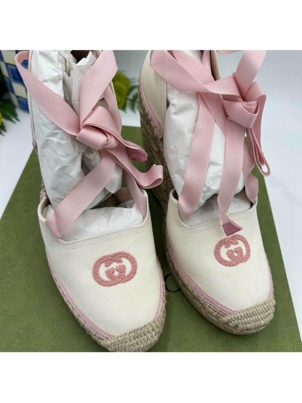 Women’s Gucci white/pink wedge ESPADRILLES size 40 made in Spain - Picture 9 of 9
